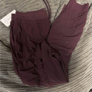 Athleta burgundy Lined pants